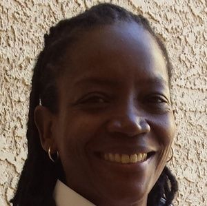 Meet your Posher, Niena